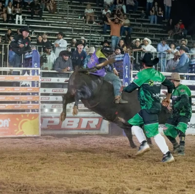 Caldas Rodeo 2026 anuncia datas e traz etapa oficial da PBR para Goiás
