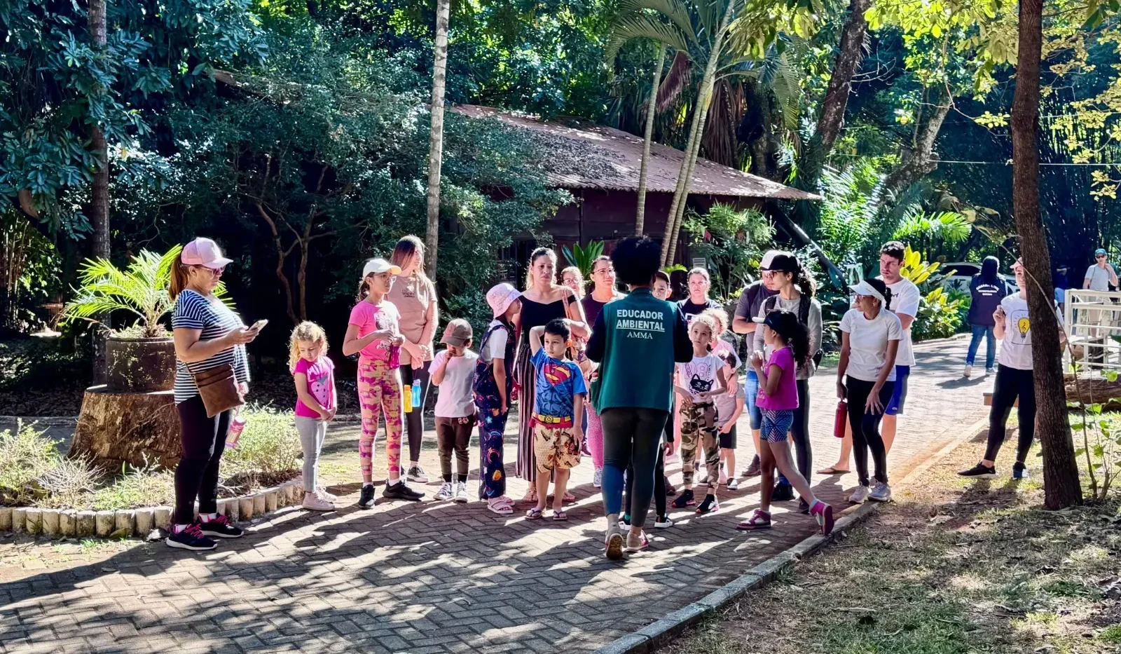 Colônia de férias da Amma oferece atividades gratuitas para crianças em Goiânia