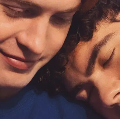 Heartstopper-Forever-encerra-saga-com-tom-adulto-e-debate-sobre-juventude-queer-na-Netflix
