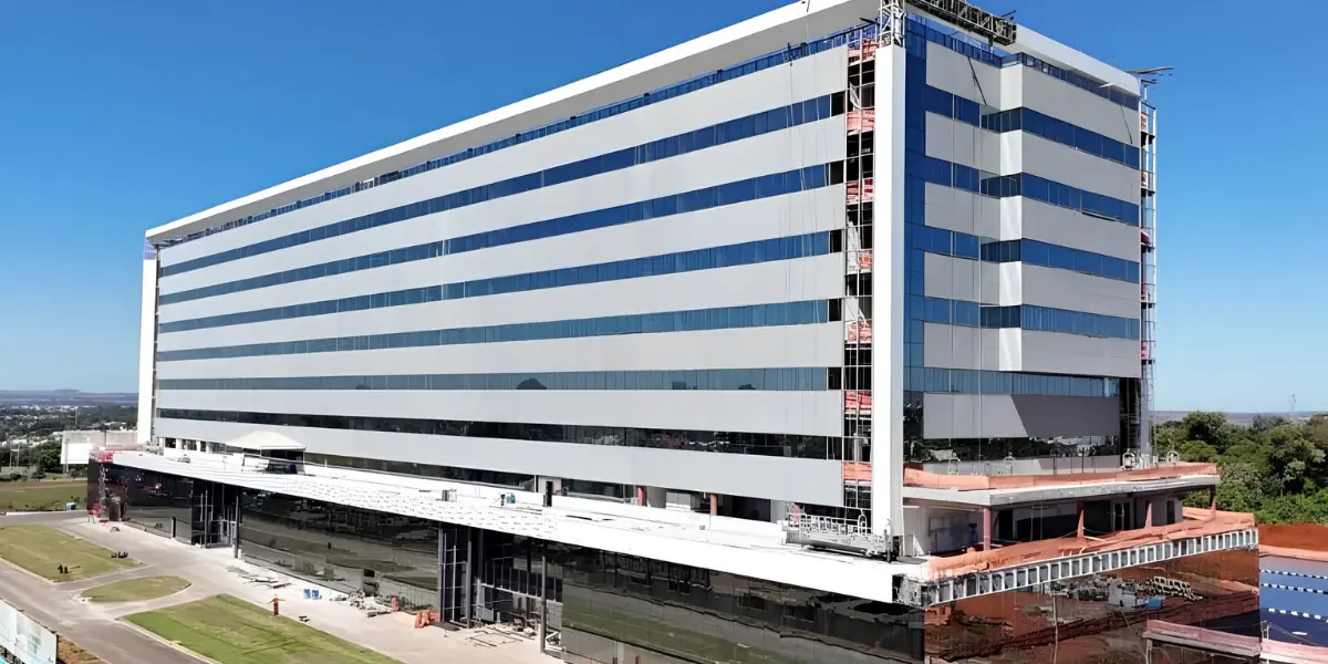 Novo Hugo: Governo de Goiás anuncia intenção de compra de prédio de R$ 500 mi em Goiânia