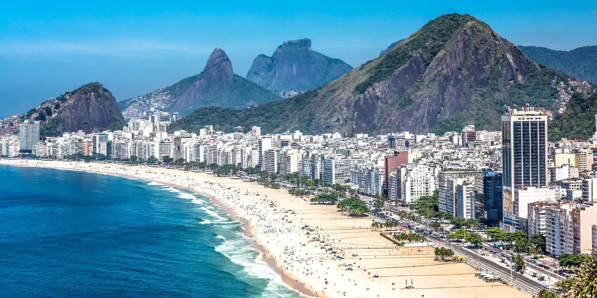 Turismo internacional injeta US$ 5,6 bi no Brasil no primeiro semestre de 2026