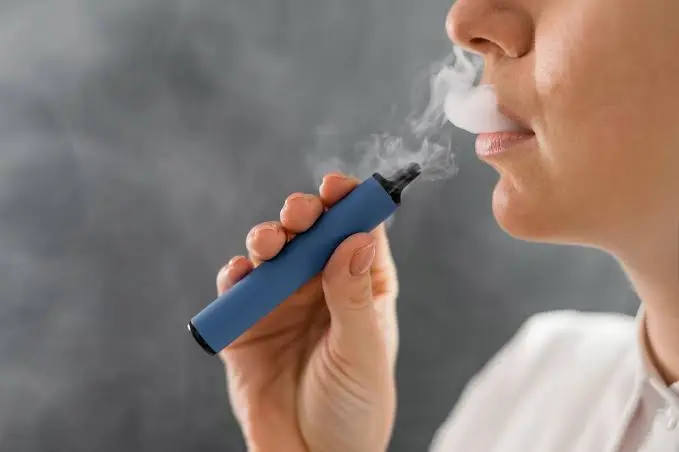 Vape muda perfil do tabagismo e acende alerta para riscos à saúde