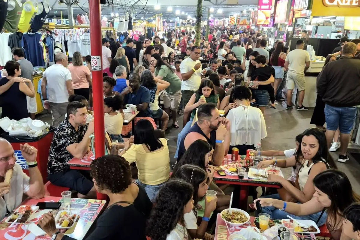 Caldas Novas deve superar 1 milhão de turistas nas férias de julho
