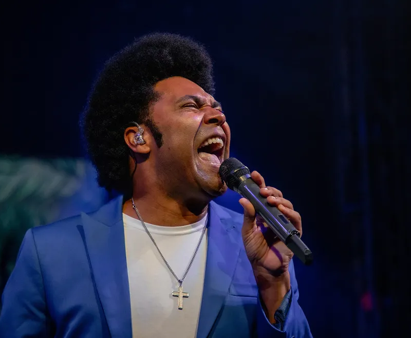 Celebra Trindade terá Thalles Roberto em show gratuito pelos 106 anos da cidade