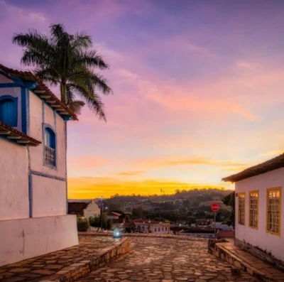Centro Histórico de Corumbá de Goiás recebe Trilha Poética com literatura, música e homenagens