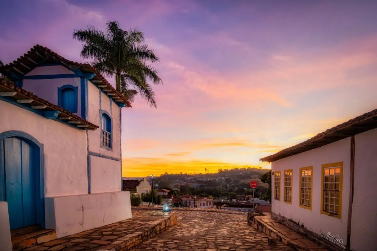 Centro Histórico de Corumbá de Goiás recebe Trilha Poética com literatura, música e homenagens