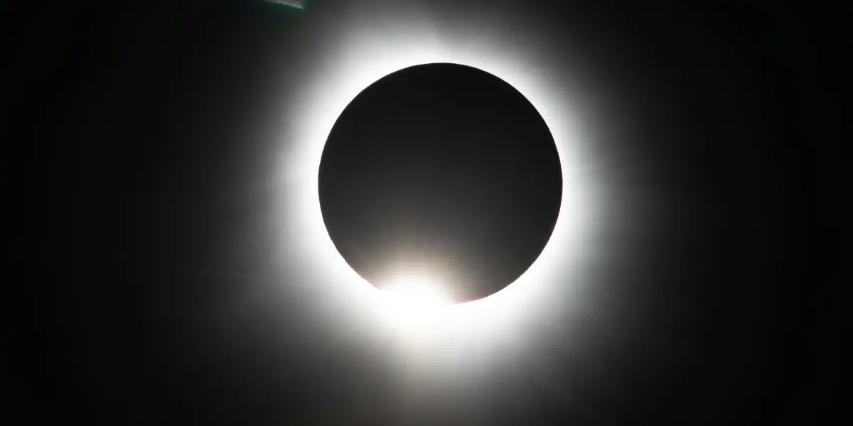 Eclipse lunar cobrirá 96,2% da Lua e poderá ser visto em todo o Brasil; veja horários