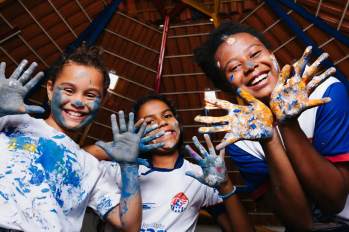 Hot Park promove 4ª edição do Ingresso do Bem para apoiar educação de crianças e adolescentes