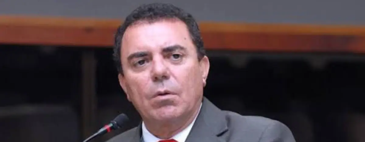 Luis Cesar Bueno (PT)