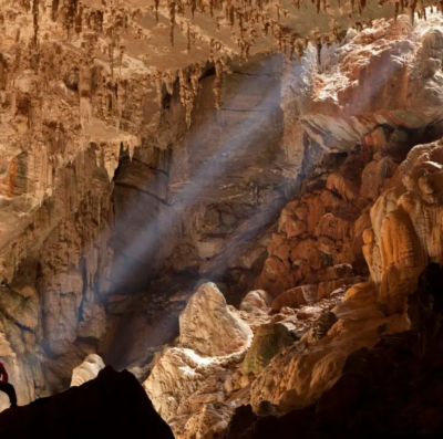 Terra Ronca I e II conheça as cavernas que impressionam no coração do Cerrado em Goiás