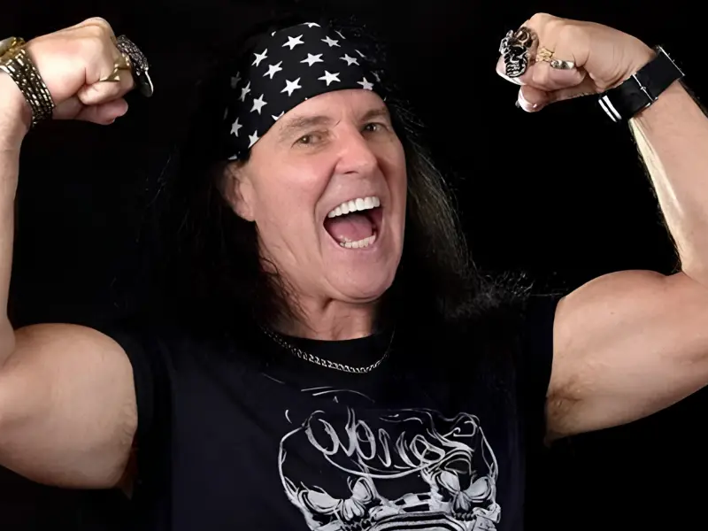 Vocalista original do ACDC, Dave Evans, fará show em Goiânia; veja data e ingressos