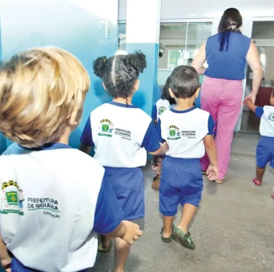 administrativos da Educação de Goiânia (1)
