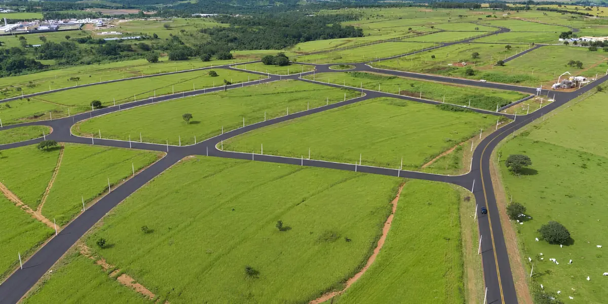 Aparecida de Goiânia assina ordem de serviço para ligação de 3,84 km com a GO-020; investimento será de R$ 22,1 milhões