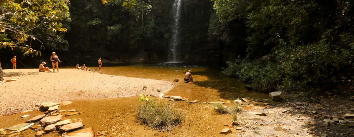 lugares perto de Goiânia