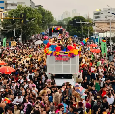 Parada LGBTQIA+ de Goiânia terá 20 DJs, serviços gratuitos e debate sobre eleições