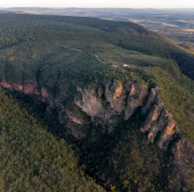 Parque da Serra de Caldas Novas poderá ganhar teleférico, entrada por Rio Quente e melhorias com concessão