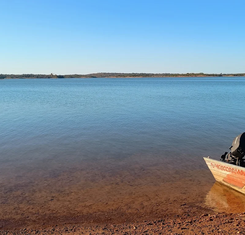 Praia Generosa no Lago Serra da Mesa, em Uruaçu, Goiás