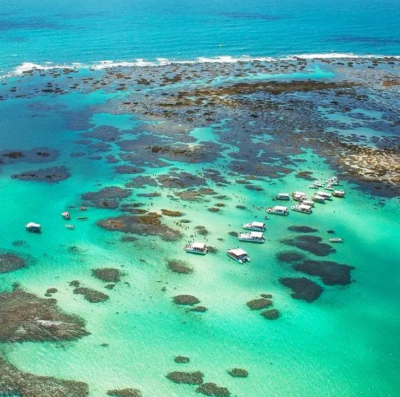 7 destinos no Brasil com águas tão cristalinas que parecem estar no Caribe