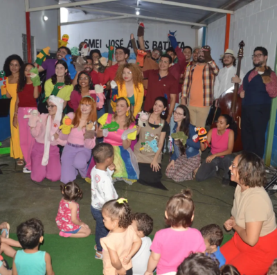 Coro Juvenil da Orquestra Sinfônica de Goiânia leva concerto interativo a 300 estudantes