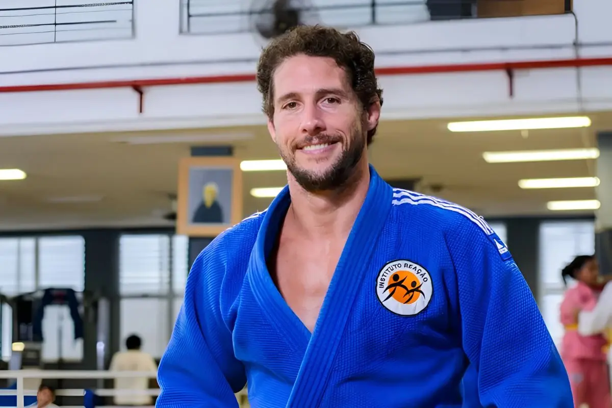 Campeão do judô brasileiro, Flávio Canto faz palestra gratuita no Teatro Goiânia