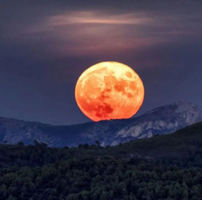 Lua do Caçador