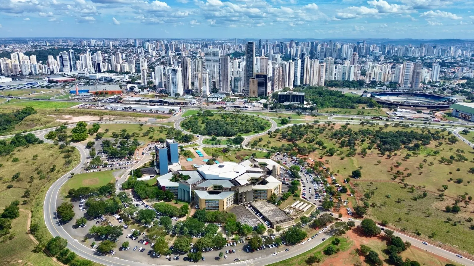 O que abre e o que fecha no feriado de 12 de outubro em Goiânia